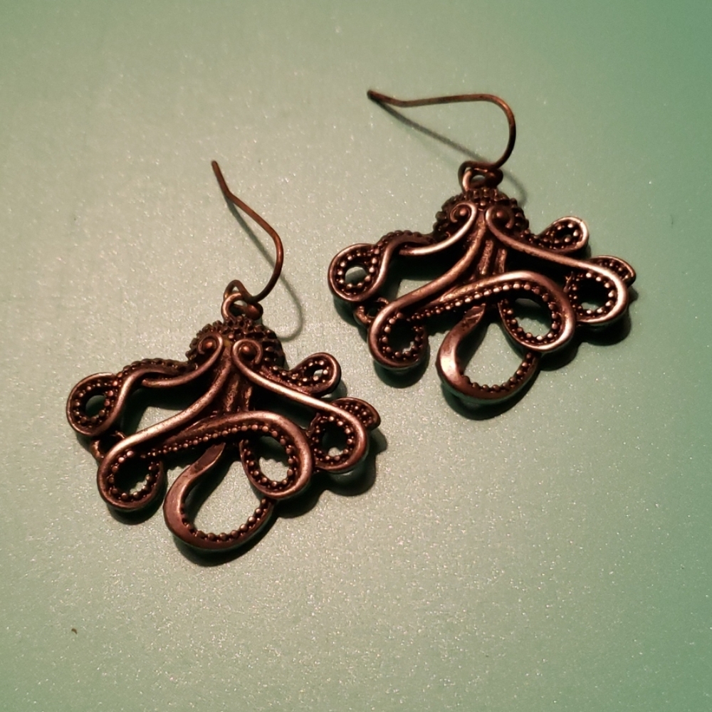 ❌️SOLD❌️Octopus 🐙 steampunk earrings